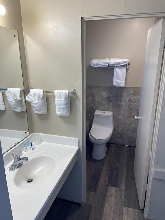 Motel Oasis Moses Lake Extérieur photo