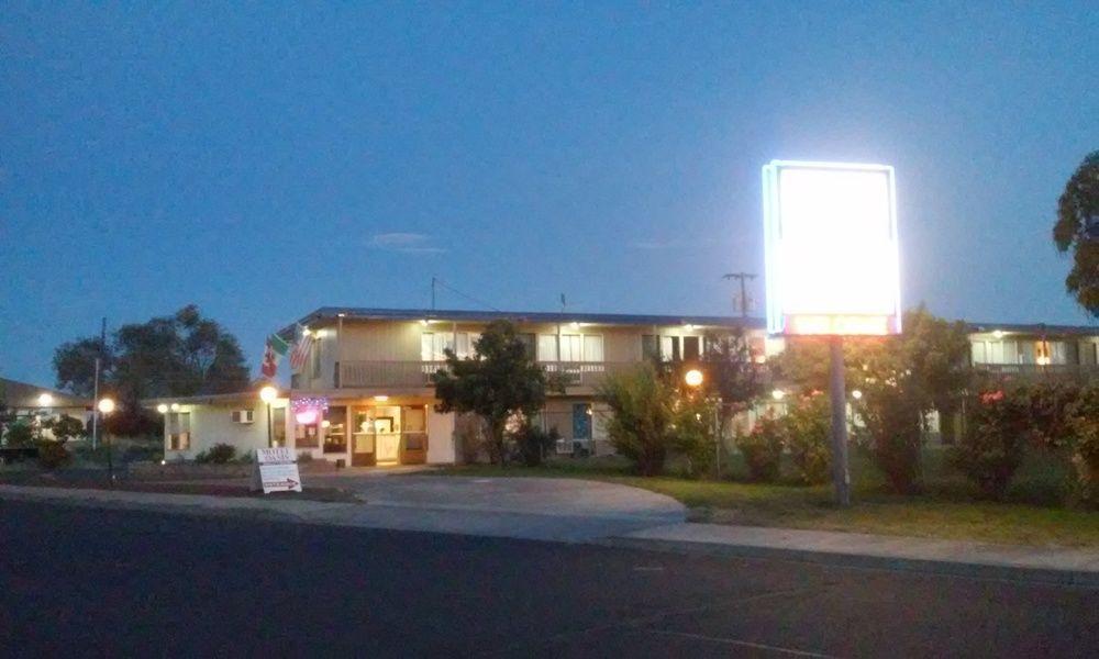 Motel Oasis Moses Lake Extérieur photo