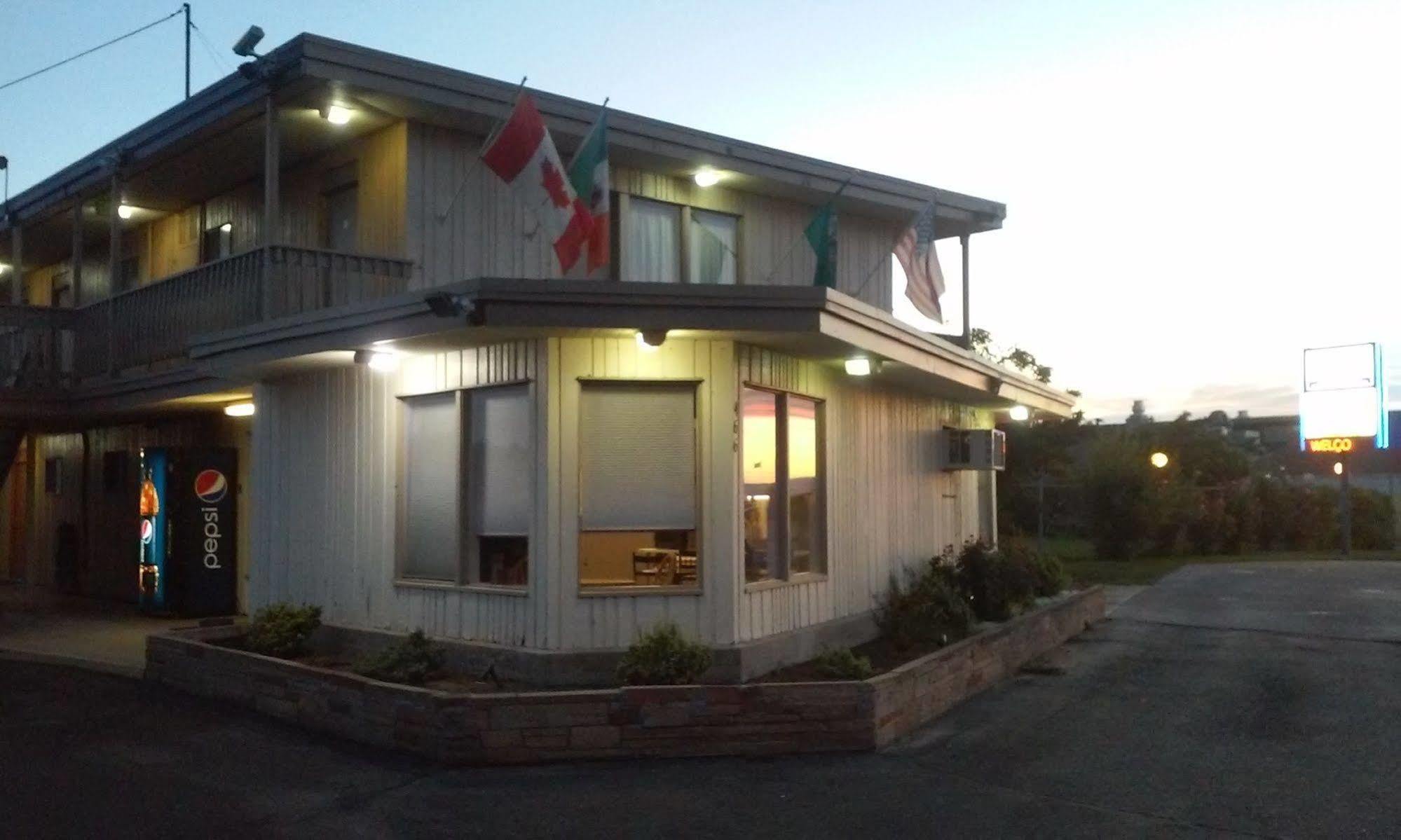 Motel Oasis Moses Lake Extérieur photo